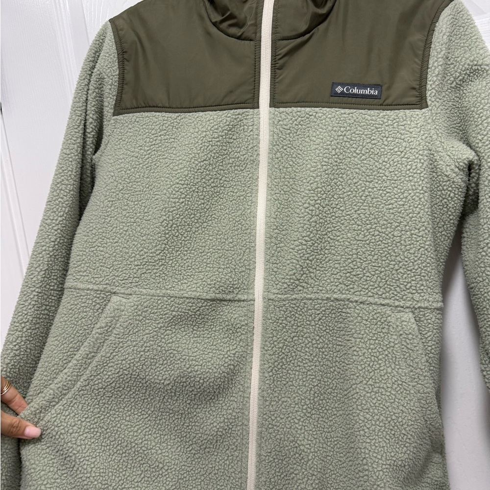 Columbia Jacket - Picture 2 of 2